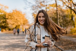 Brunette woman with sleek, frizz-free hair